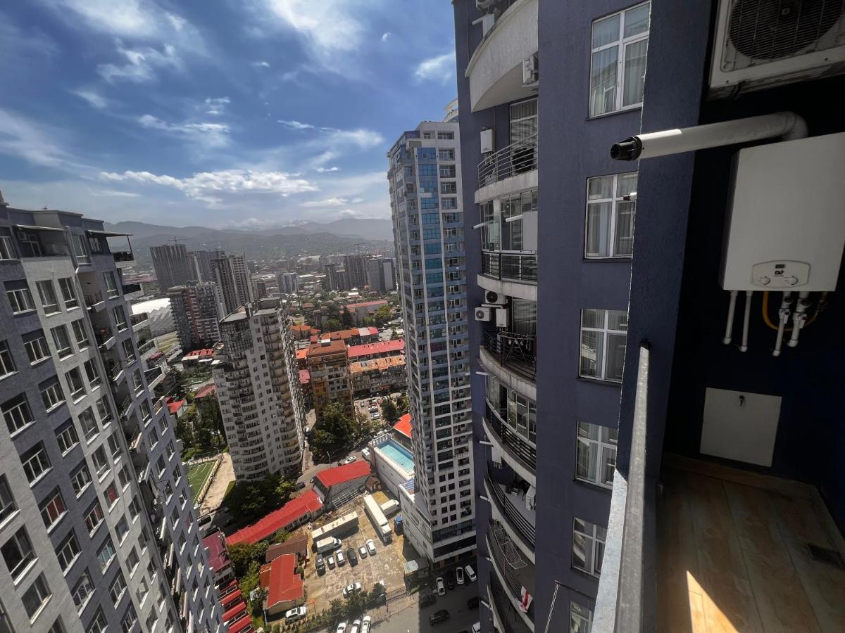 27 Floor Apartments Батуми Экстерьер фото