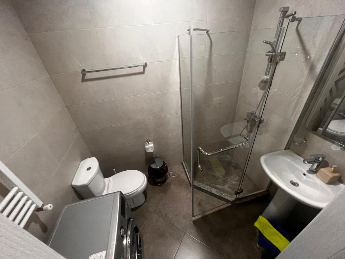 27 Floor Apartments Батуми Экстерьер фото